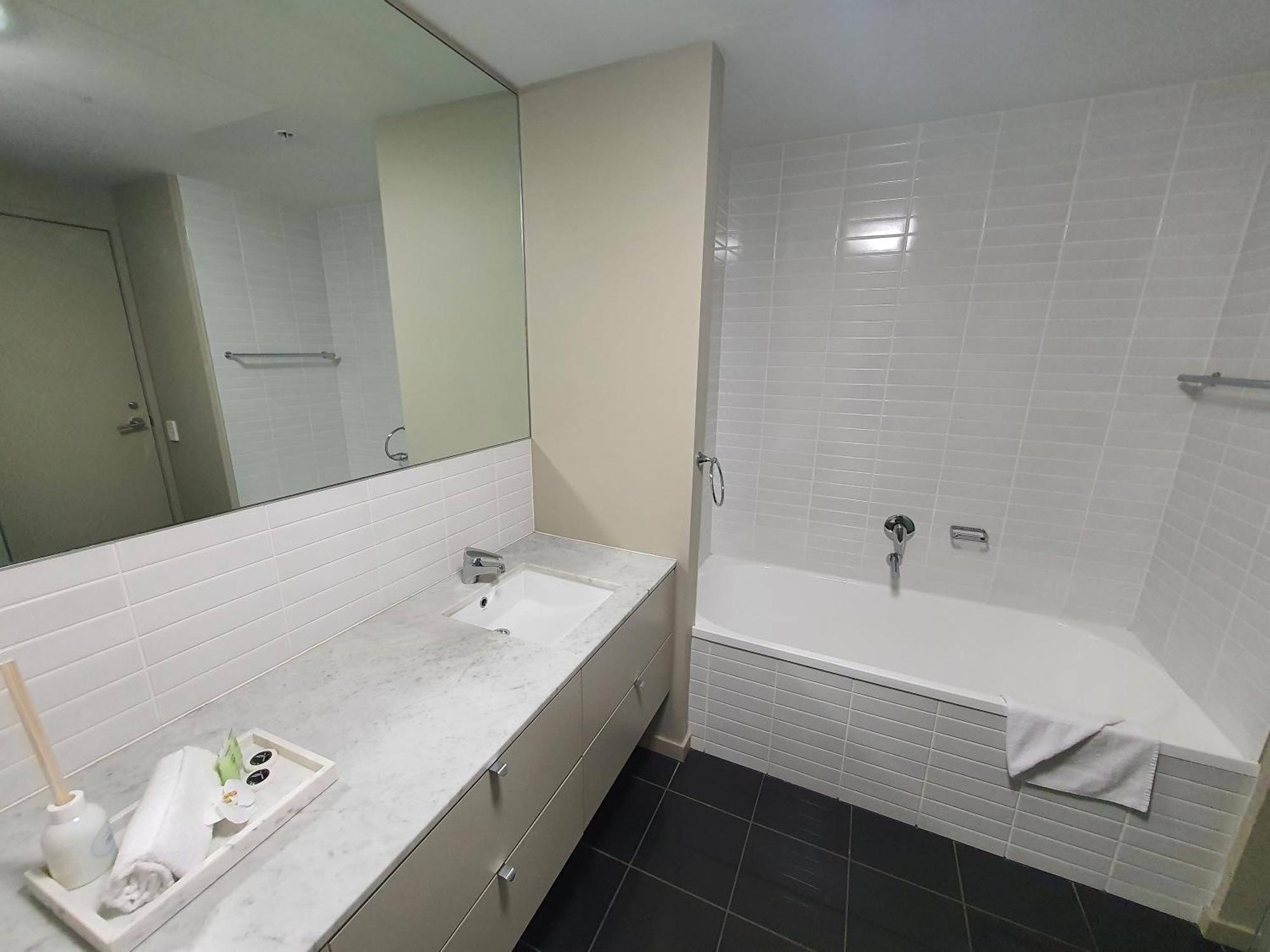 Harbour Escape Apartments Docklands Melburne Exterior foto